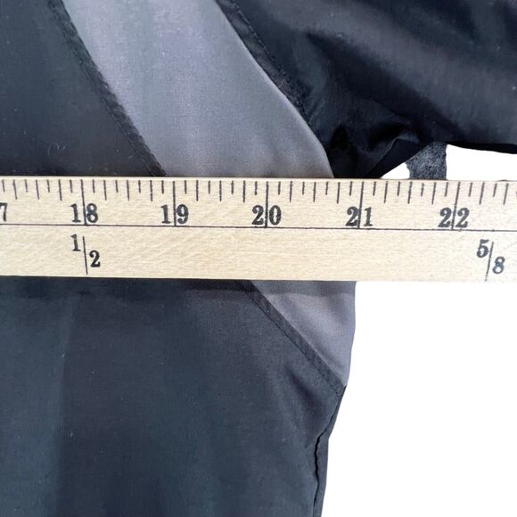 Columbia Boys Youth Jacket Size XL Zip Front Lined Windbreaker Hooded Outdoors - Picture 8 of 16